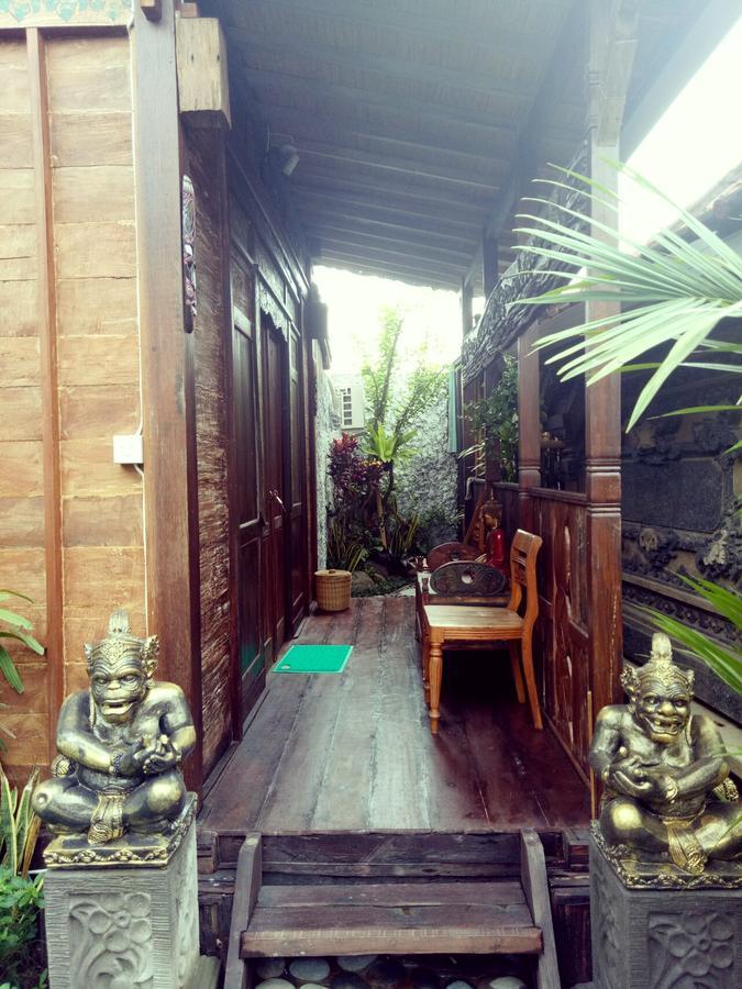 Wiran Homestay Canggu  Exterior photo